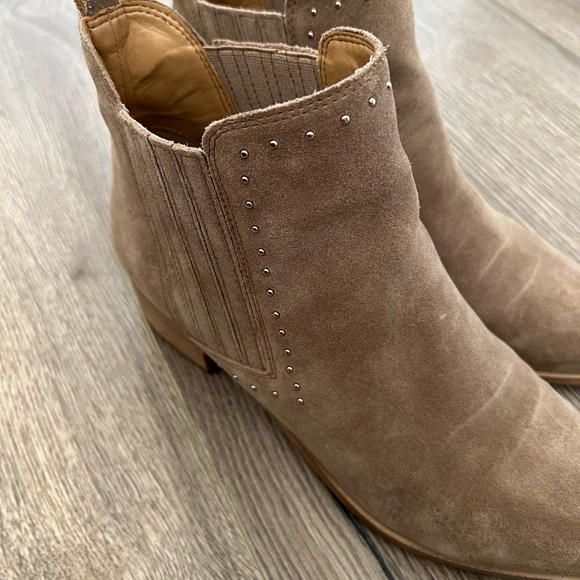 MARC FISHER BOOTIES - Picture 2 of 6